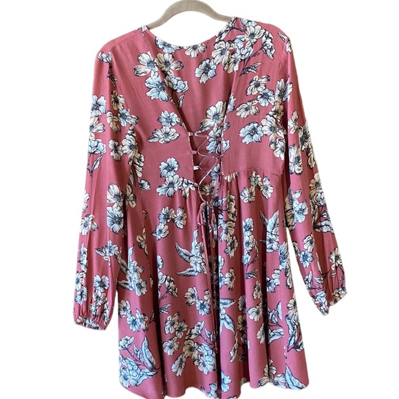 Floral Dress Forever 21 Size M. Long Sleeve’s Rose Colored Excellent Condition! - Picture 2 of 9